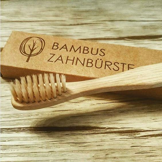 #Bambuszahnbürste - baumfrei.de - Pia Brouwers - Instagram diegeniesserwelt